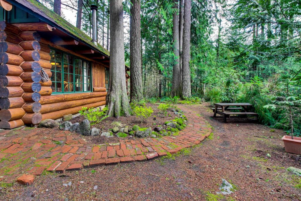 Zoe'S Log Cabin Welches Eksteriør billede