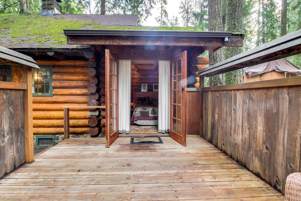 Zoe'S Log Cabin Welches Eksteriør billede